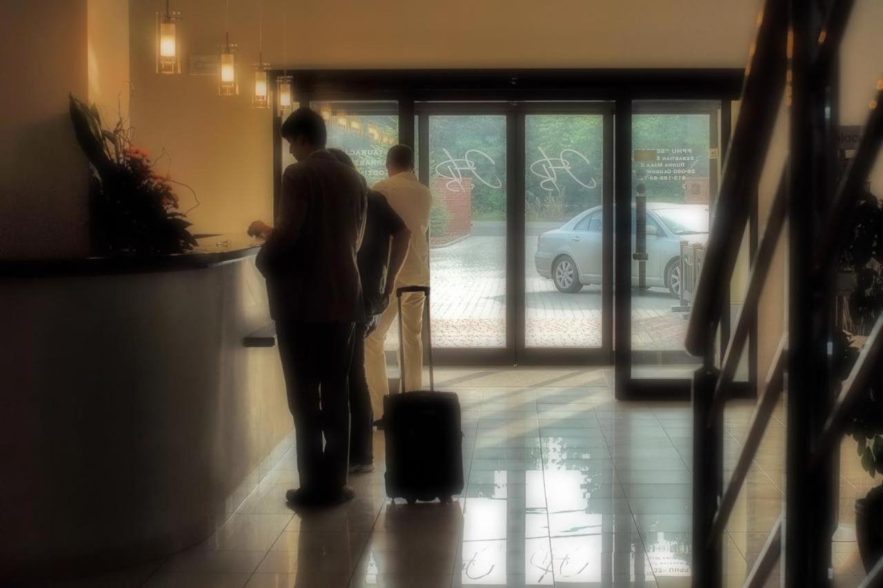 Zajazd Pod Borem Głogów Małopolski Buitenkant foto